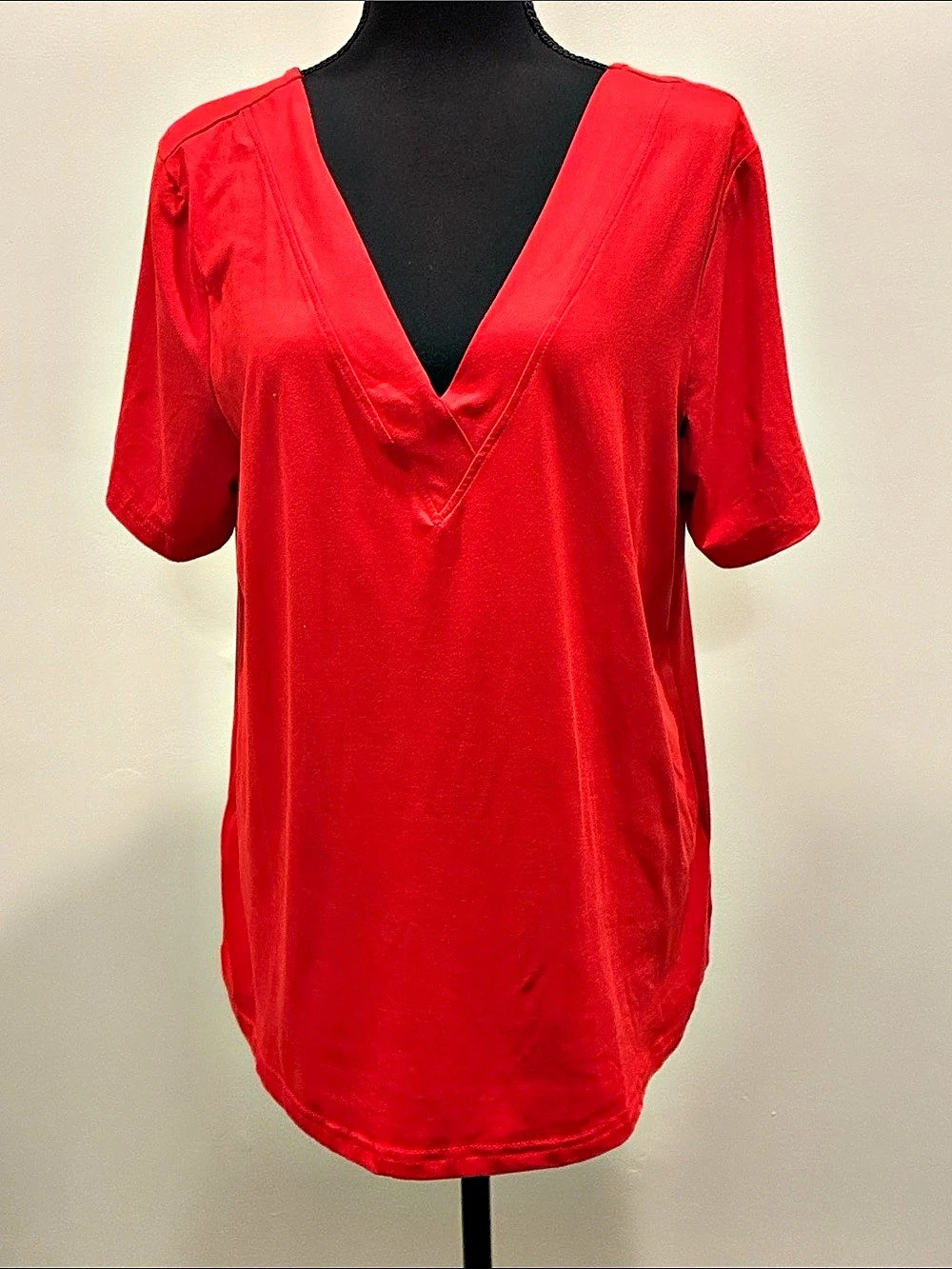V Neck Red Lace-Up Back Short Sleeve Top